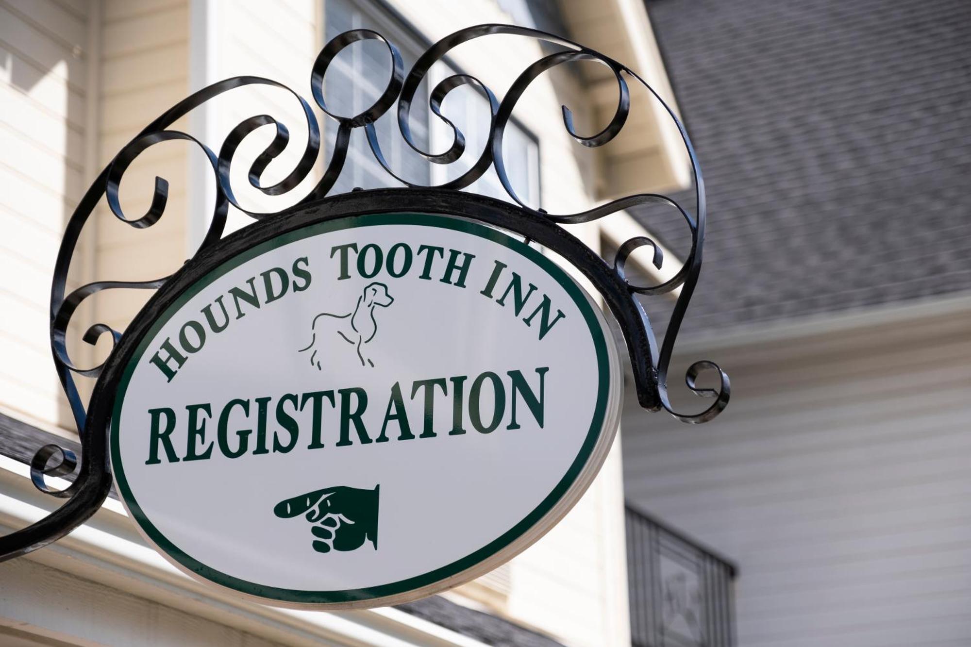 Hounds Tooth Inn Oakhurst Bagian luar foto
