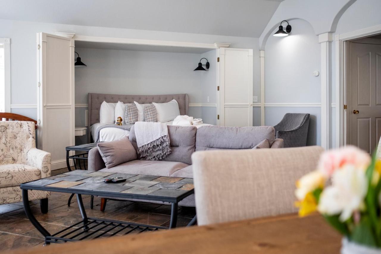 Hounds Tooth Inn Oakhurst Bagian luar foto
