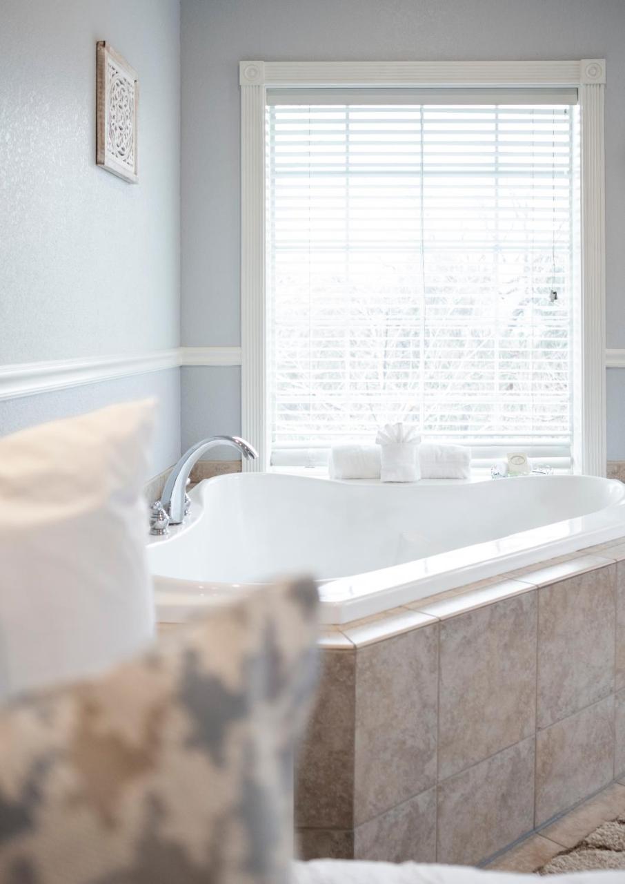 Hounds Tooth Inn Oakhurst Bagian luar foto