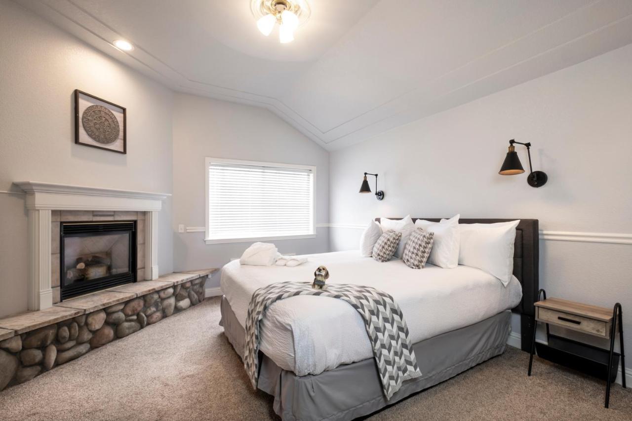 Hounds Tooth Inn Oakhurst Bagian luar foto